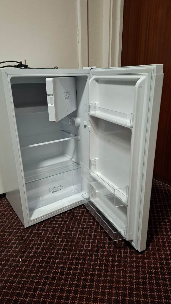 Fridge and freezer 