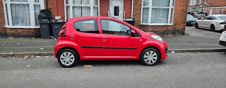 Peugeot, 107, Hatchback, 2014, Manual, 998 (cc), 5 doors