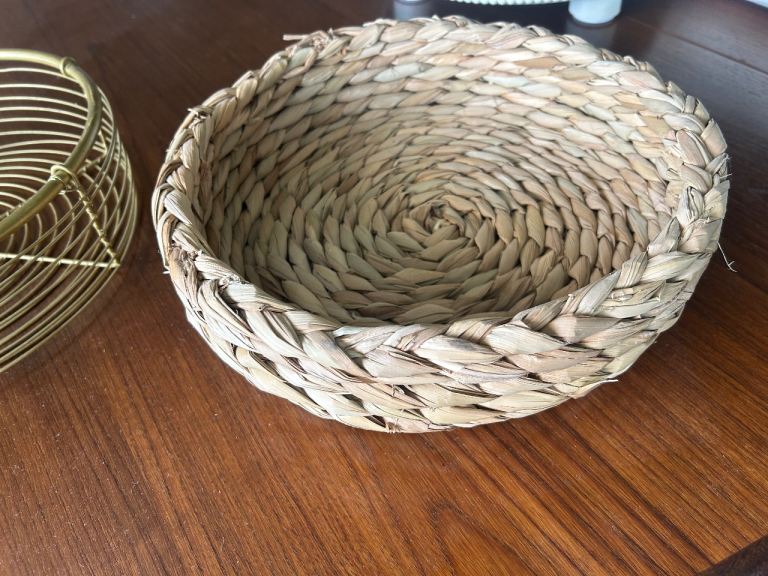 Reed basket tray 