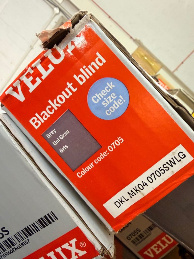Velux blackout roller blind. MK04 Grey