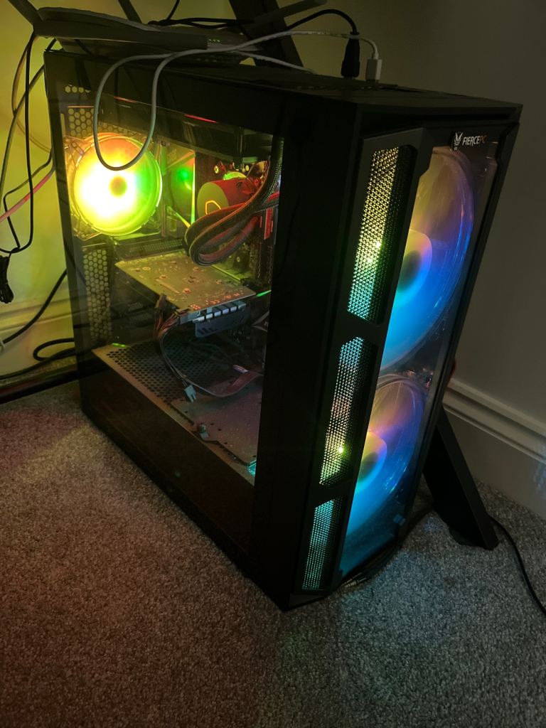 Liquid cooled Gaming pc with original box