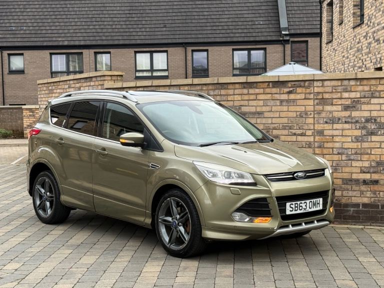 Ford, KUGA, Hatchback, 2014, Manual, 1997 (cc), 5 doors