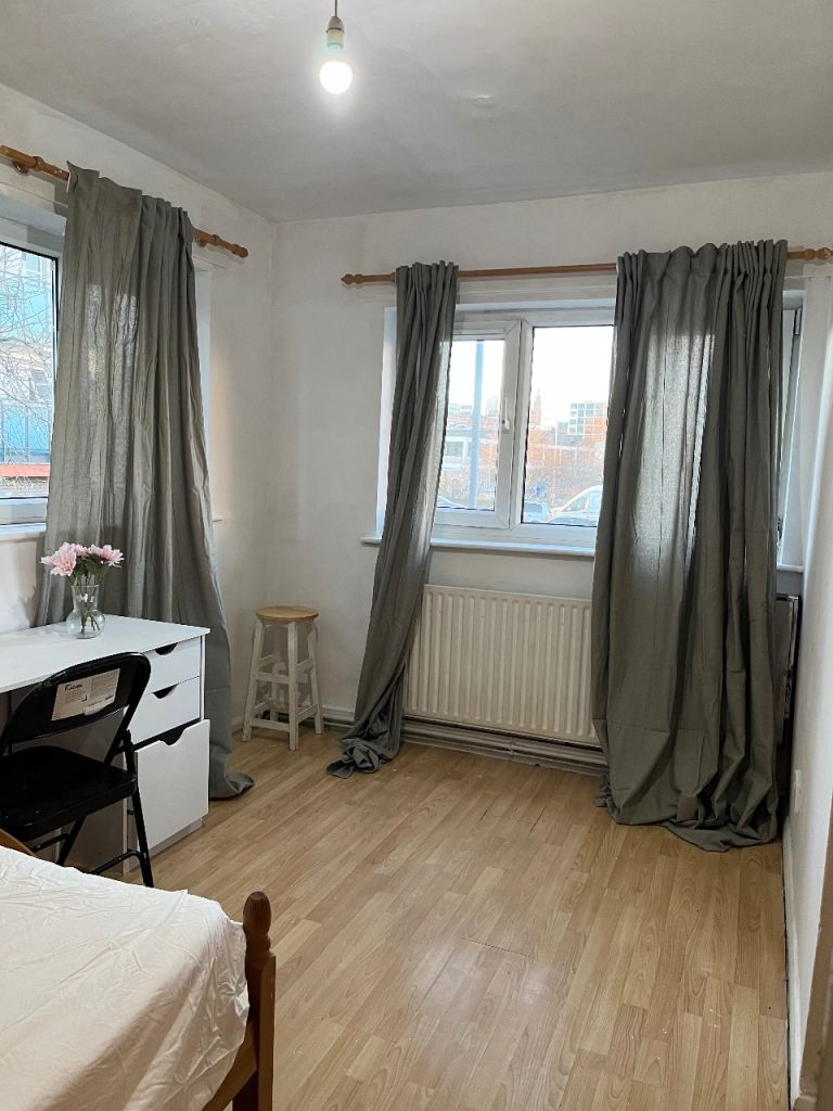 Affordable and best location Double room 