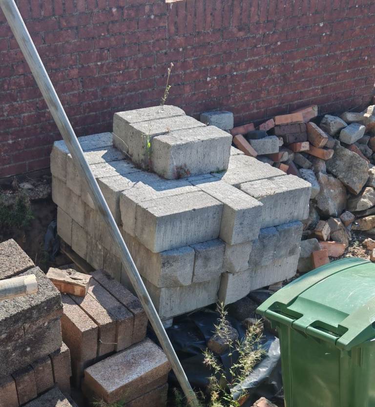 Bricks and blocks and bathstone