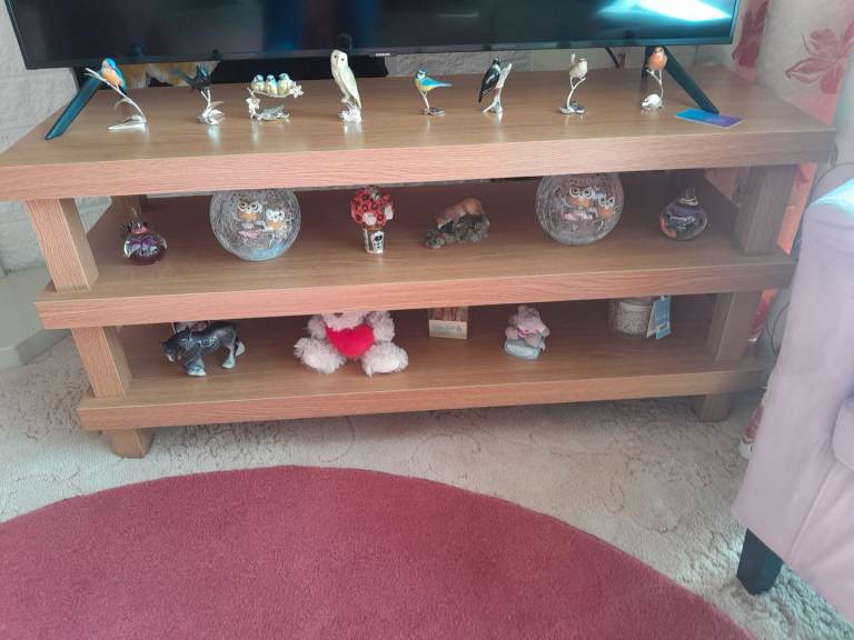 Tv unit