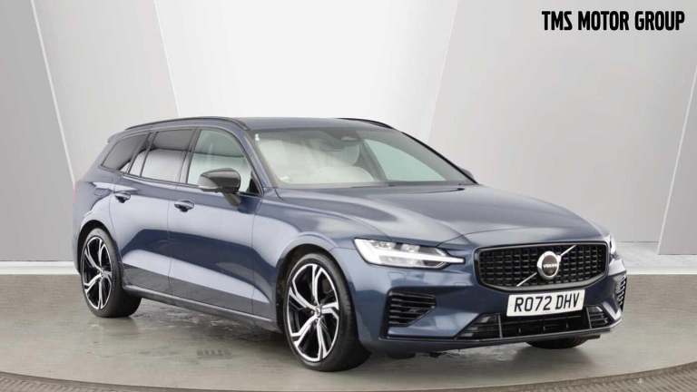 2022 Volvo V60 T6 AWD plug-in hybrid, Recharge Ultimate, Dark ESTATE Petrol/Electric Hybrid Autom...