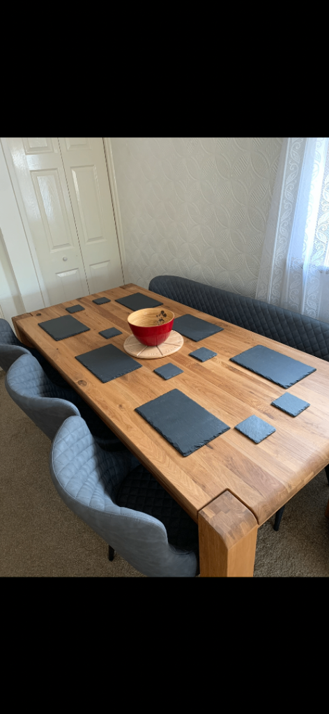 Leeks Dining Room Table and bench seat and 3 chairs 