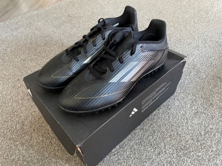 Size 7 Adidas F50 Club TF football boots 