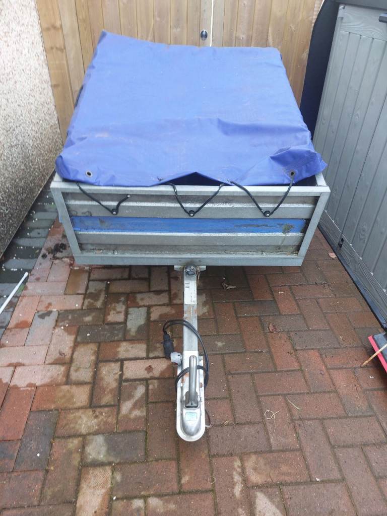 Car trailer