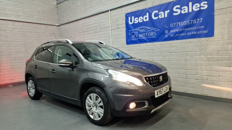 PEUGEOT 2008 1.2 PureTech Allure 2017