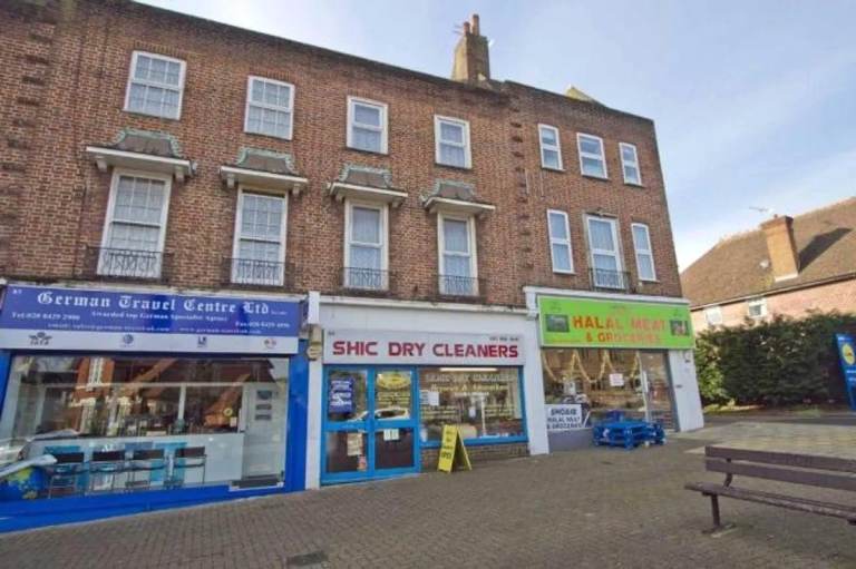 Impressive 4-bedroom split-level flat is situated above the shops on Bridge Street, Pinner HA5.