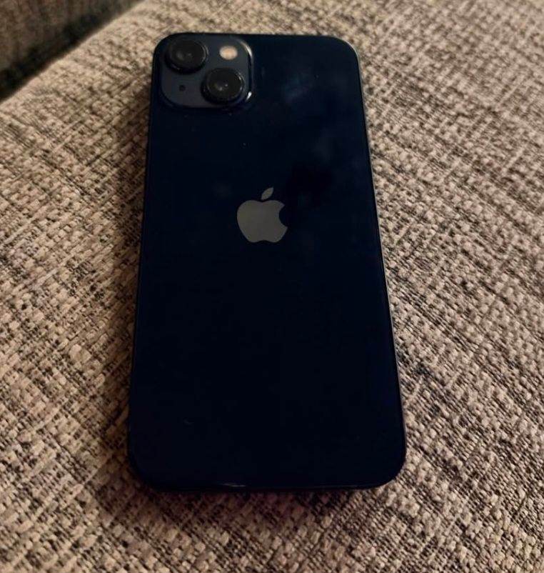 Apple iPhone 13 Blue – As Good As New