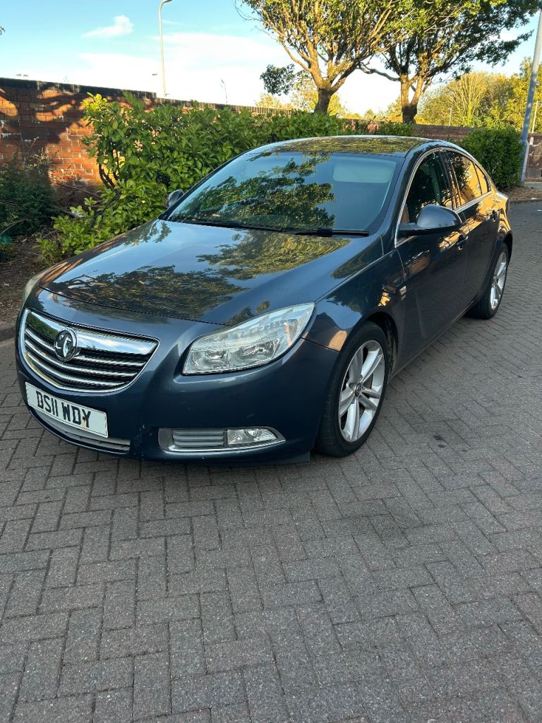 Vauxhall, INSIGNIA, Hatchback, 2011, Manual, 1956 (cc), 5 doors