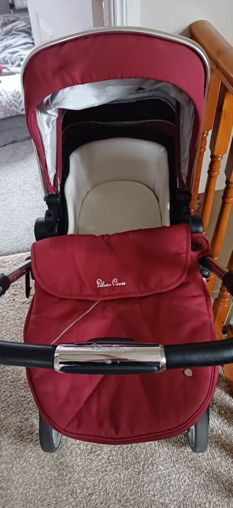 Silver cross wayfarer travel system
