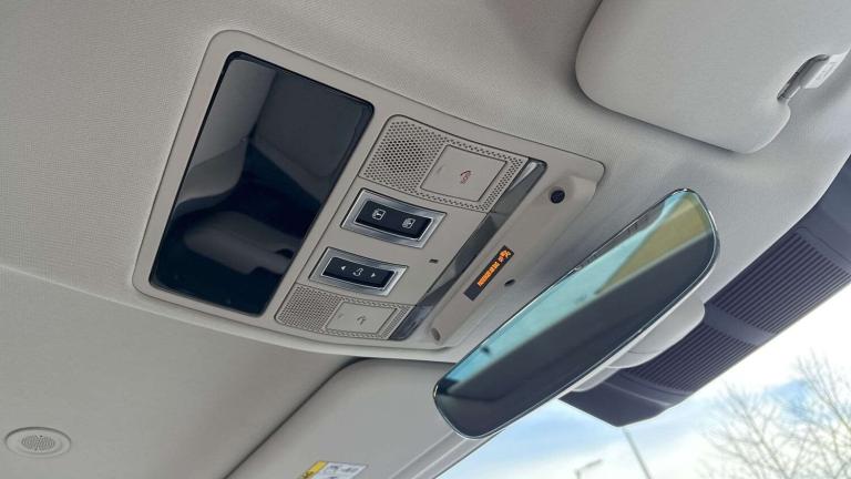 2023 Land Rover Defender 3.0 D250 X-Dynamic SE 110 5dr Auto SUV Diesel Automatic