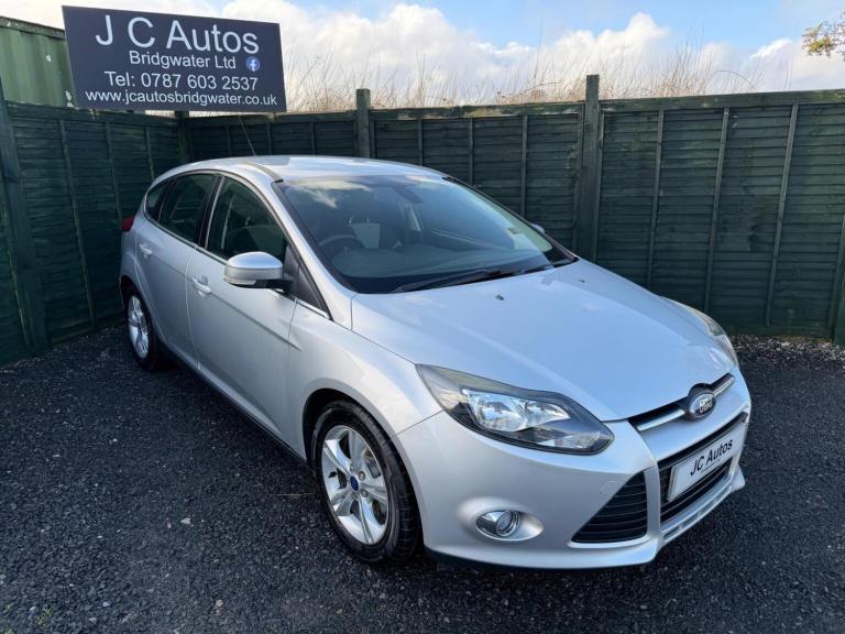 FORD FOCUS 1.6 TDCi Zetec Euro 5 (s/s) 5dr 2013