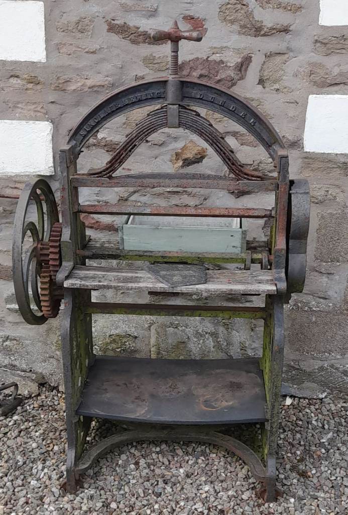 Mangle