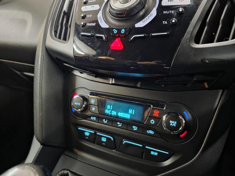 FORD FOCUS 2.0T EcoBoost ST-3 Euro 5 (s/s) 5dr 2014