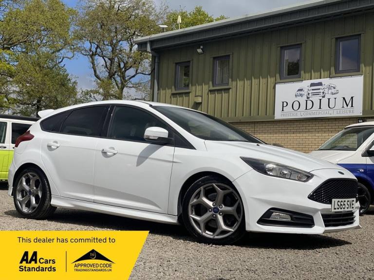 2015 Ford Focus 2.0 TDCi 185 ST-2 5dr HATCHBACK DIESEL Manual