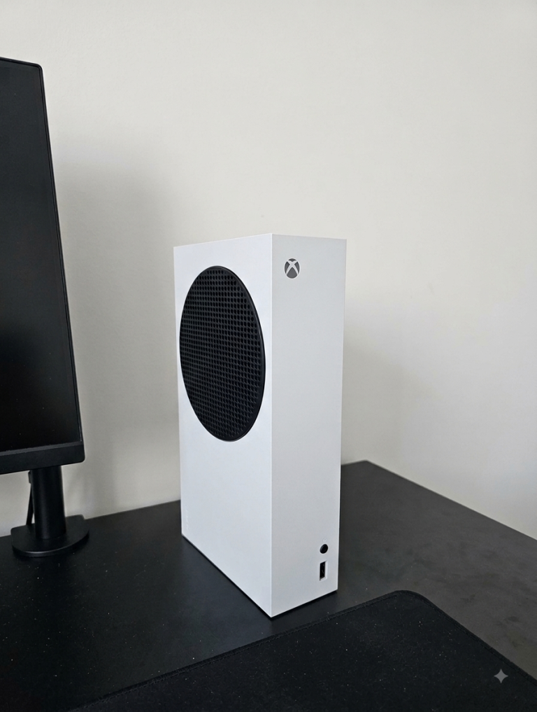 Xbox series S 512GB digital *with cables and controller*