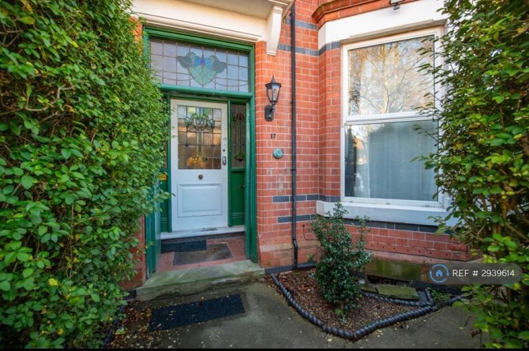5 bedroom house in Nottingham, Nottingham, NG3 (5 bed) (#2939614)