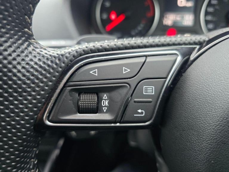 2020 Audi Q2 35 TFSI Black Edition 5dr S Tronic ESTATE PETROL Automatic