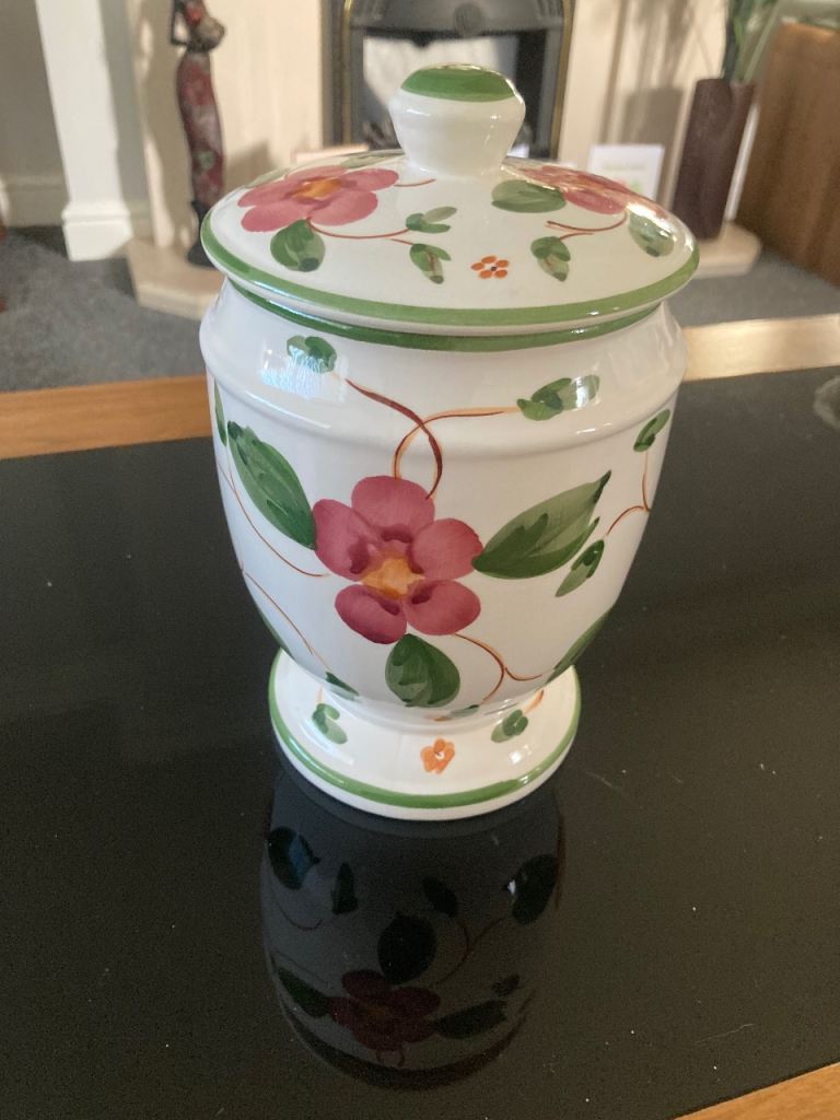 Floral ceramic jar