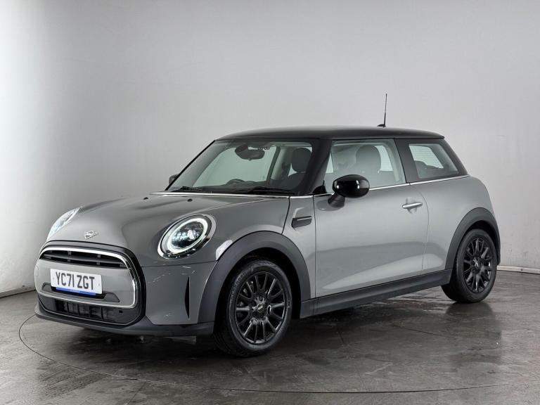 2021 MINI Hatch 1.5 Cooper Classic Euro 6 (s/s) 3dr HATCHBACK Petrol Manual