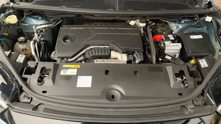 2025 Peugeot 5008 1.2 HYBRID GT SUV 5dr Petrol Hybrid e-DSC6 Euro 6 (s/s) (136 ps) SUV Hybrid Aut...