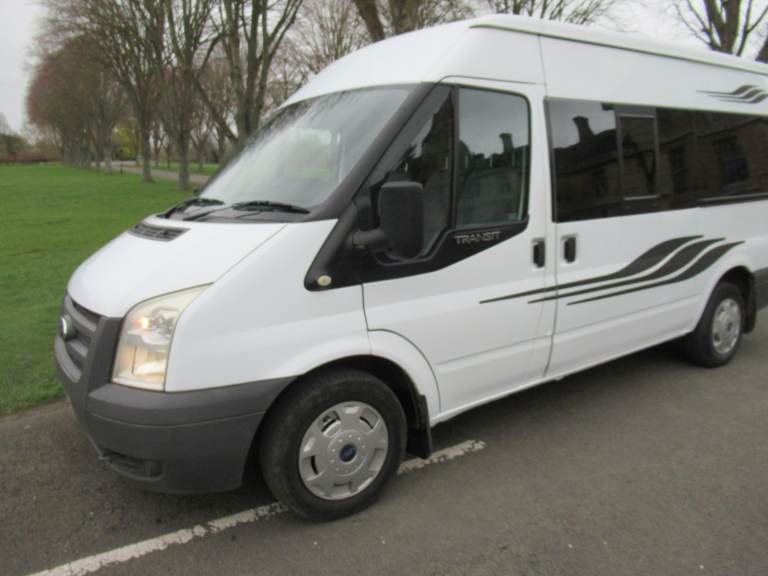 FORD TRANSIT CAMPER OR DAY VAN IN EXCELLENT CONDITION