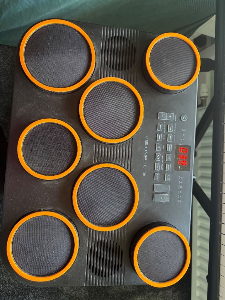 Visionpad 9 electric mesh drum kit. 