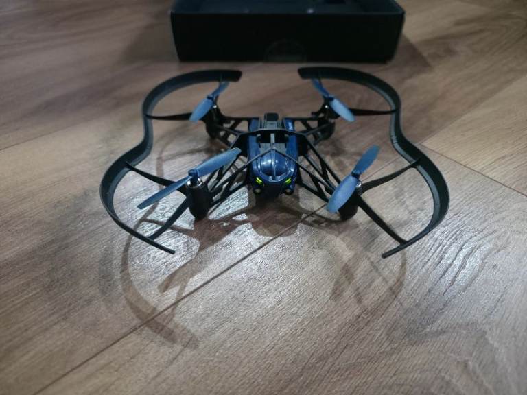 Parrot mini drone