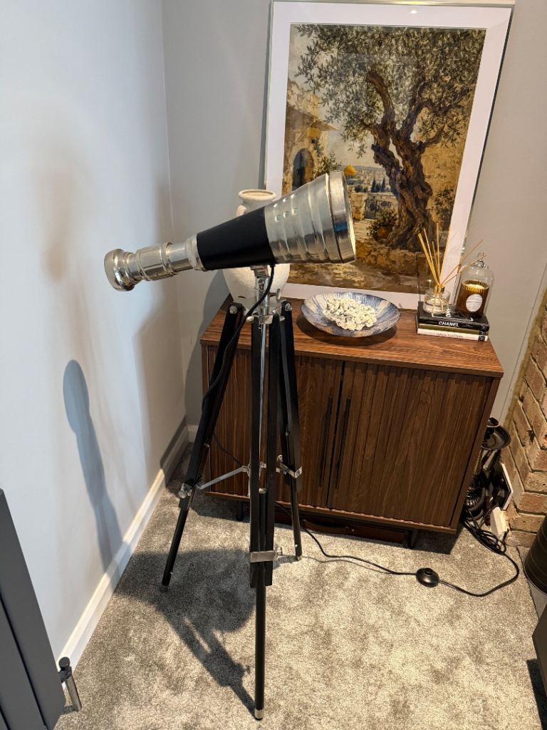 Vintage style Telescope Floor Lamp – Excellent Condition