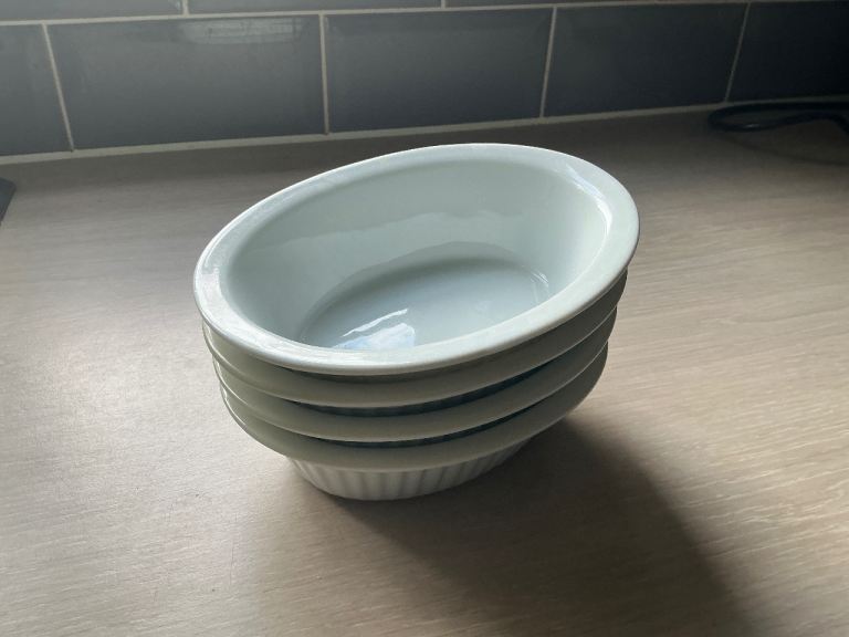Set of 4 White Ceramic Fish Pie Dishes - Good Condition