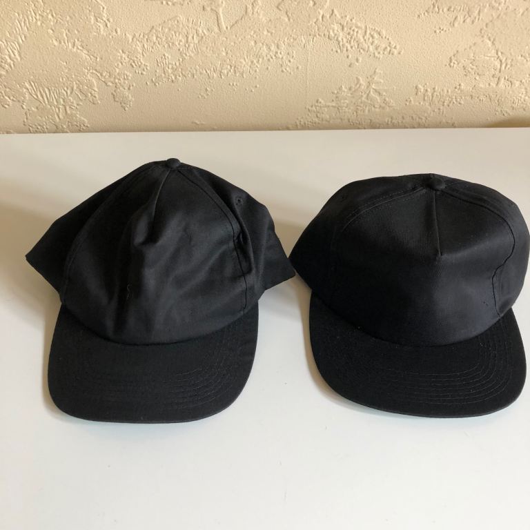 Black snap back baseball caps x2