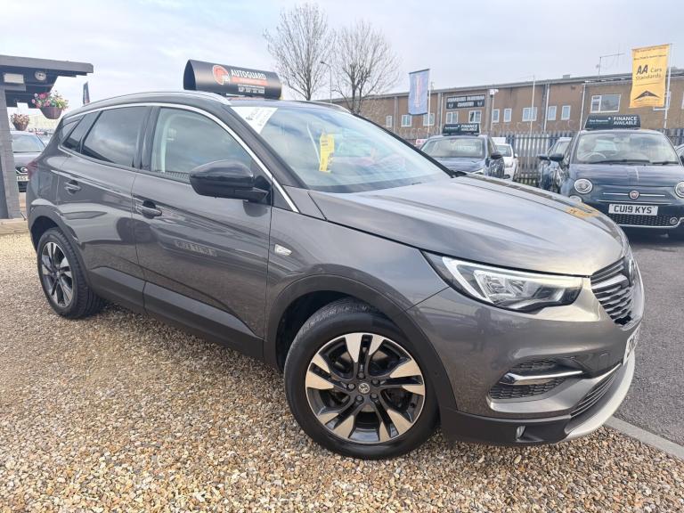 2020 Vauxhall Grandland X 1.5 Turbo D SRi Nav 5dr HATCHBACK Diesel Manual