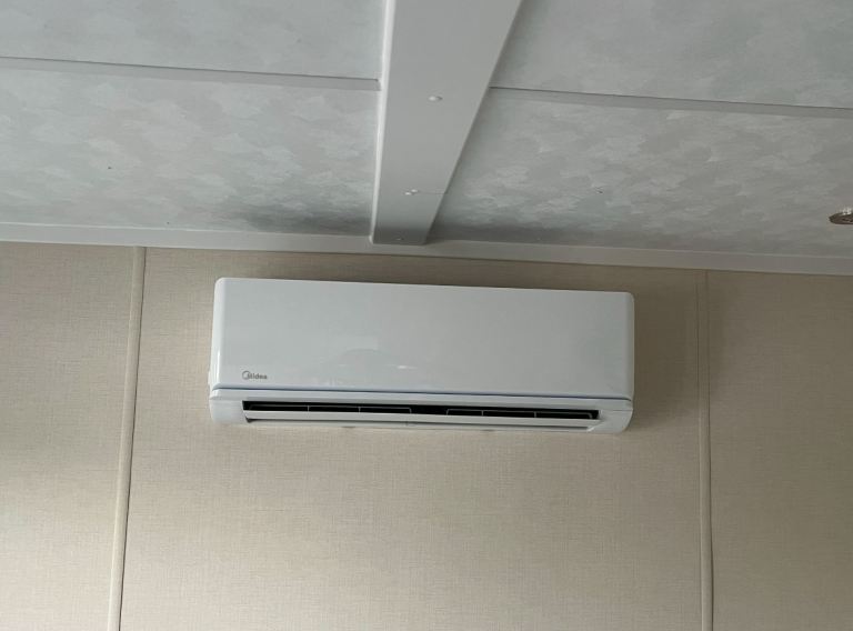 Air conditioning 