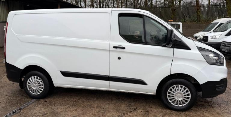 2018 Ford Transit Custom 2.0 TDCi 105ps Low Roof Van PANEL VAN DIESEL Manual