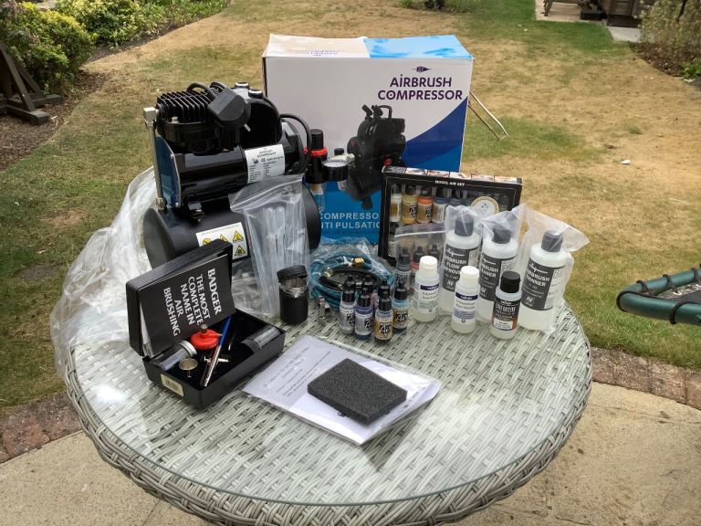 Complete Badger Airbrush Set-up. All New and Unused.