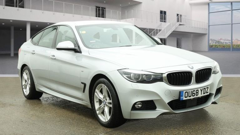 2018 BMW 3 Series 320i xDrive M Sport 5dr Step Auto [Business Media] HATCHBACK Petrol Automatic