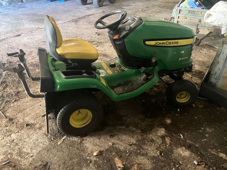 John Deere X300R Ride-On Lawn Mower - Fair Condition