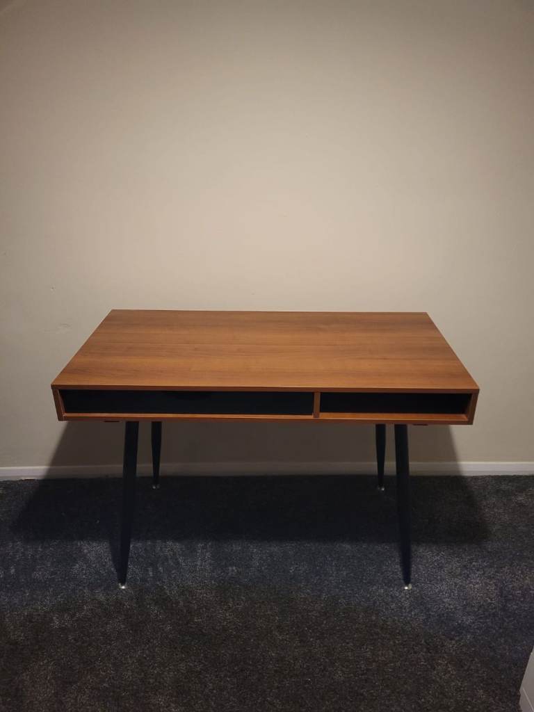 image for Brown Sturdy Computer Desk