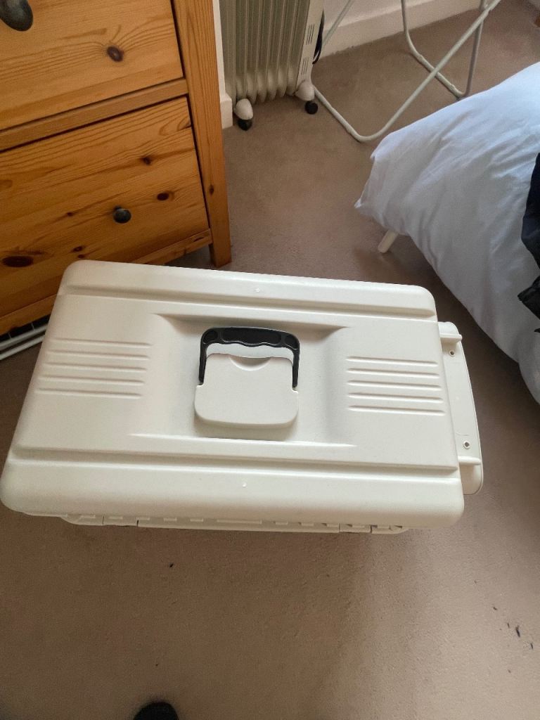 Dog/Cat Carrier