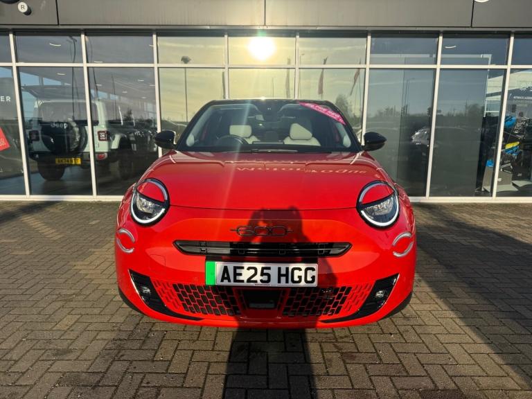 2025 Fiat 600 115kW La Prima 54kWh 5dr Auto HATCHBACK ELECTRIC Automatic