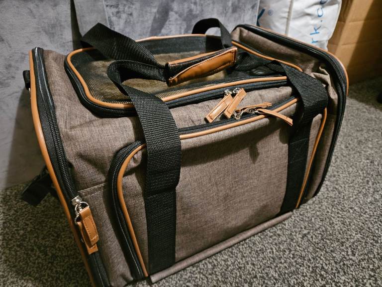 Small dog, cat and other pet carrier