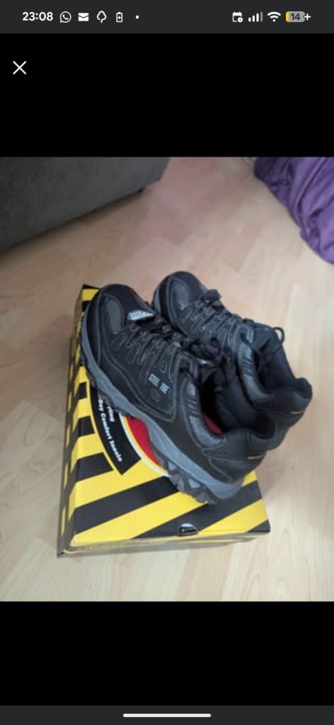 Sketchers safety shoes