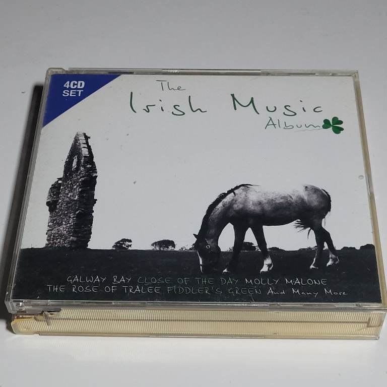 Various  Artists. The Irish Music Album (4 Disc) CD album box set ex condition  aa10