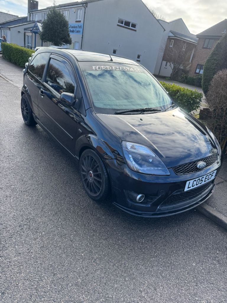 Ford, FIESTA, Hatchback, 2005, Manual, 1596 (cc), 3 doors