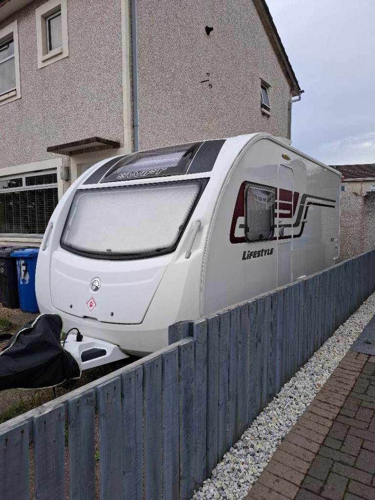 Swift Lifestyle 4FB Caravan 