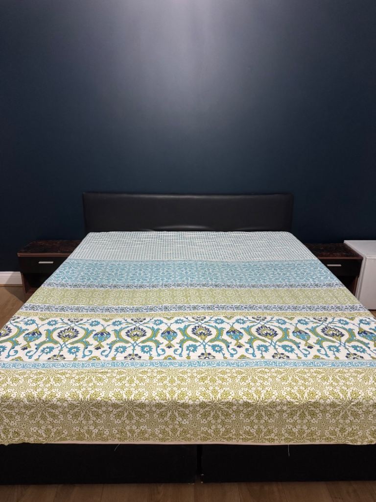 En-suite double room including bills available now Postcode SL3 7EF